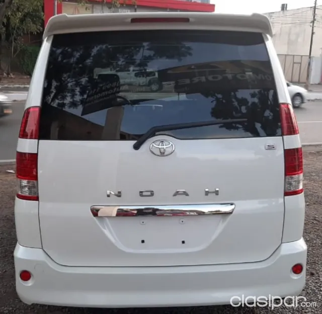 Toyota Noah 2005 — foto 7