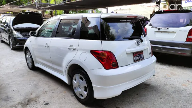 Toyota Ist 2002 — foto 4