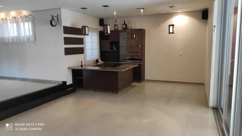 Exclusiva casa en venta!! Diseño Único de Vanguardia!! — foto 3