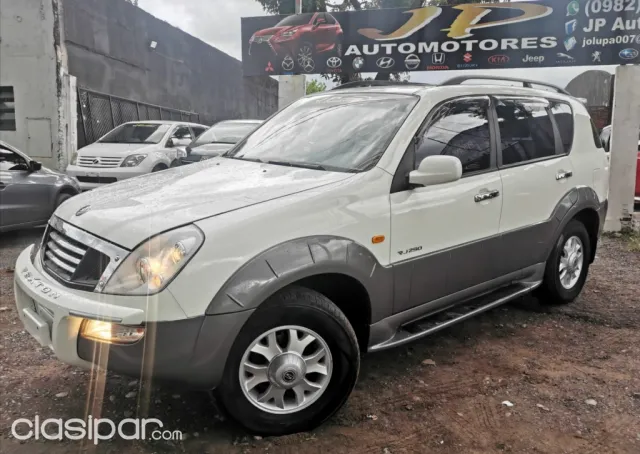 Ssangyong Rexton 2004 - foto 2