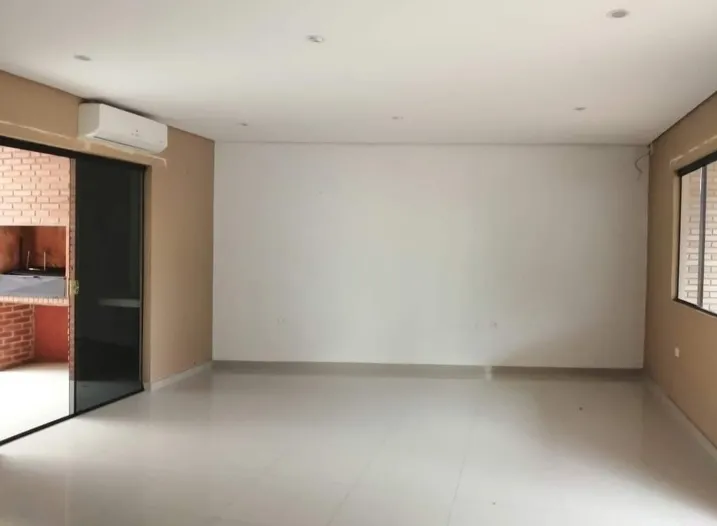 ALQUILO HERMOSO DUPLEX EN LAMBARE. ZONA SUPERMERCADO EL PUEBLO — foto 2