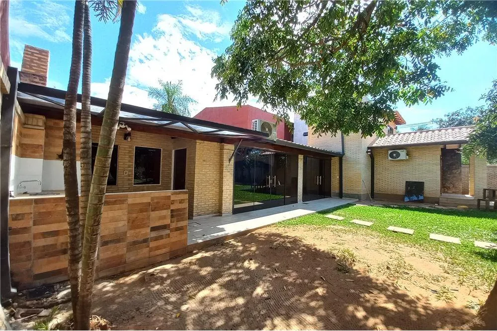 SE VENDE HERMOSA CASA NUEVA A ESTRENAR - LUQUE 1,020,000,000 ₲ — foto 3
