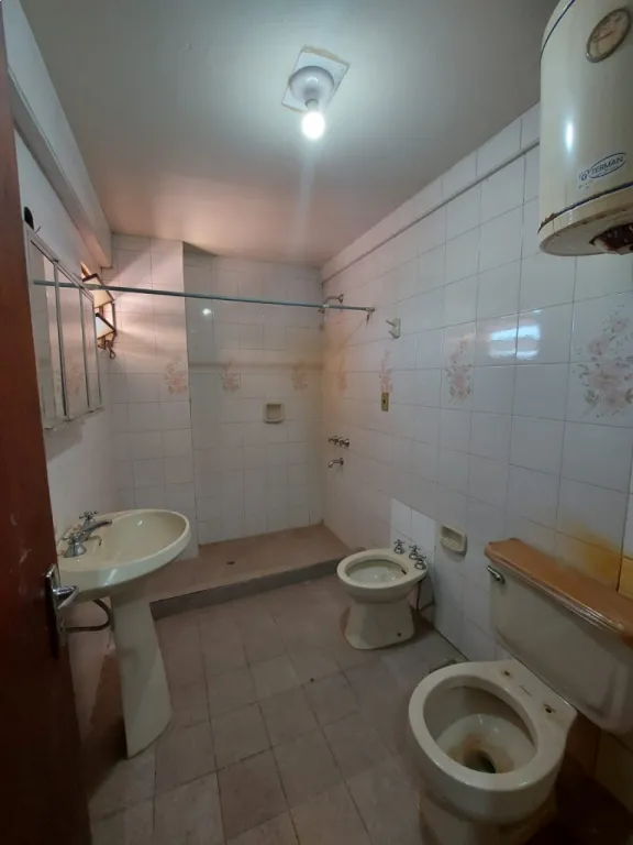 Se alquila departamento de dos dormimos en Barrio Nazareth — foto 2