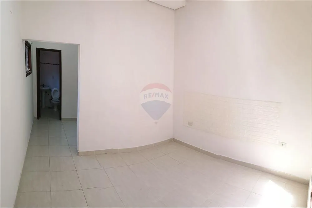 VENDO DUPLEX EN MBURUCUYA DE 3 HABITACIONES — foto 2