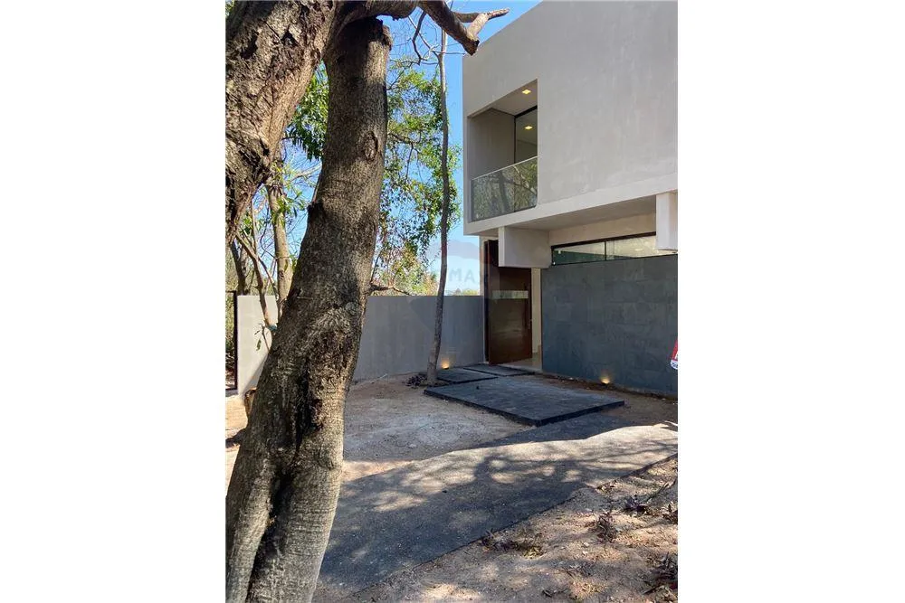 VENDO CASA LUJOSA EN SAN BERNARDINO — foto 2