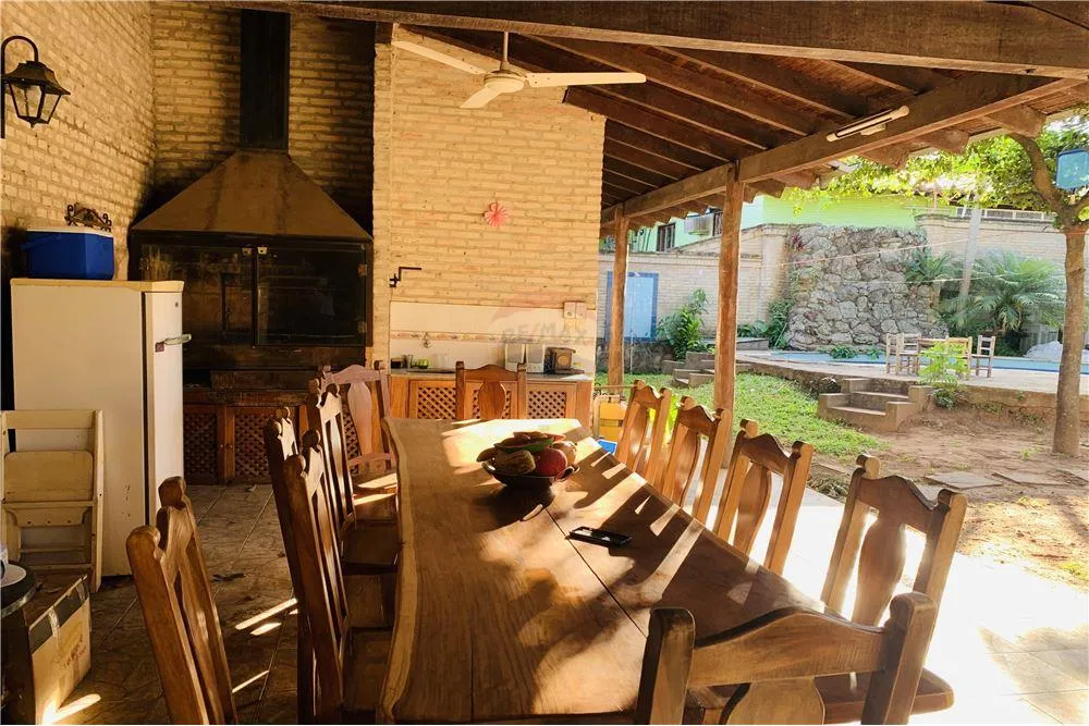 VENDO CASA EN SAN BERNARDINO CON PISCINA — foto 2