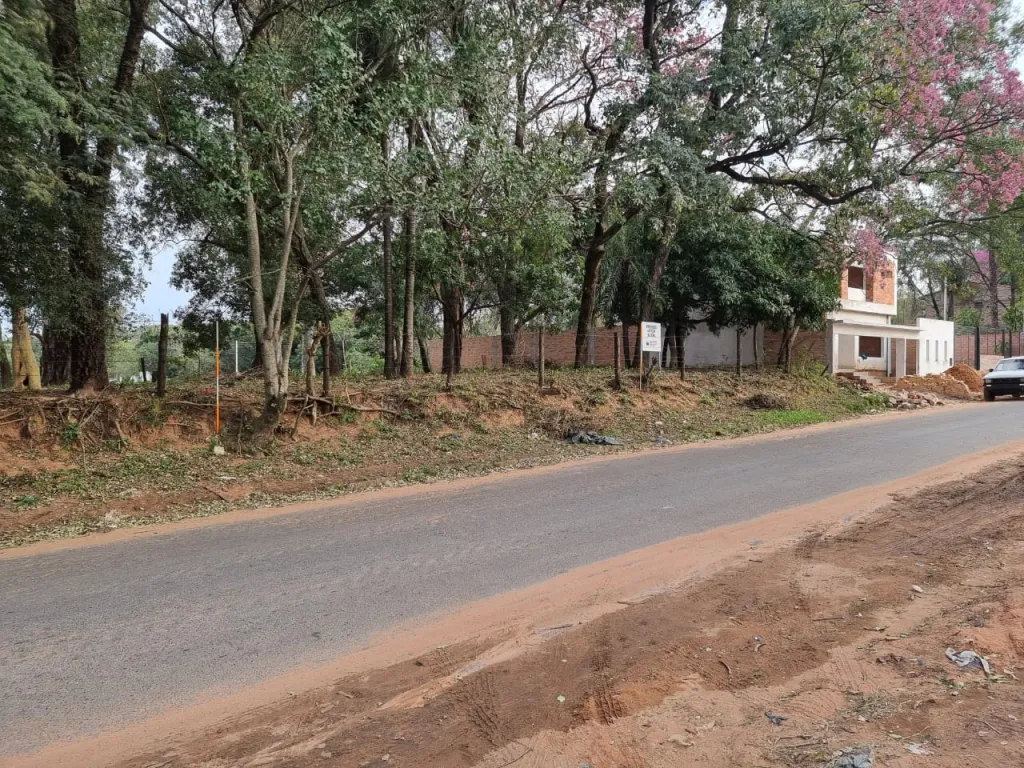 VENDO 4 LOTES JUNTOS EN LAMBARE – ZONA PUERTO PABLA — foto 2