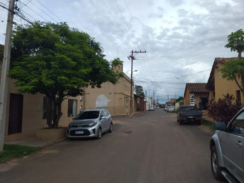 EN VENTA CASA DE DOS PLANTAS EN SAN PEDRO DE YCUAMANDYYU - CENTRO — foto 2