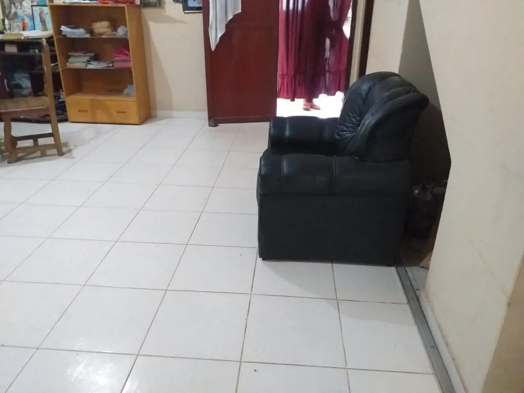 EN VENTA CASA DE DOS PLANTAS EN SAN PEDRO DE YCUAMANDYYU - CENTRO — foto 3