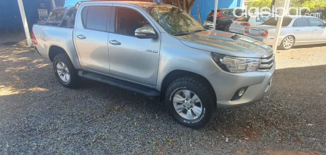Toyota Hilux 2016 - foto 2