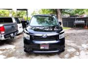 VENDO TOYOTA VOXY - REC IMPORT - FULL EQUIPO - AÑO 2008 - IMPECABLE ESTADO - ANTAR AUTOMOT