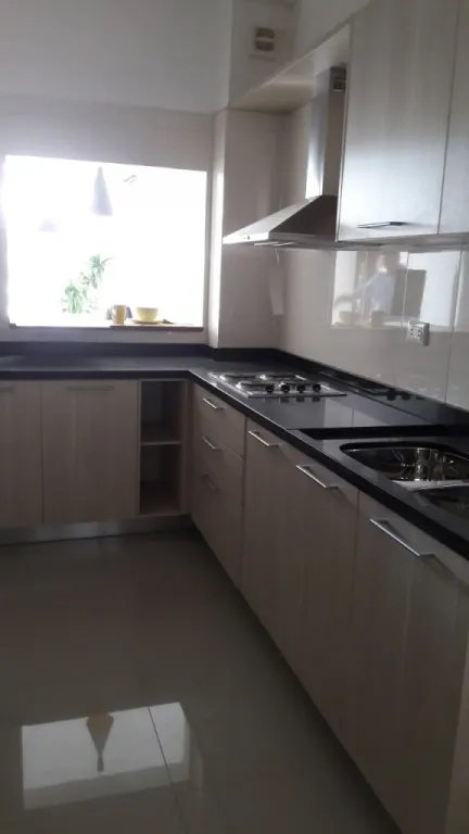 Vendo Departamento tipo Penthouse Amoblado. Zona WTC, Shopp del Sol. COD LG — foto 3