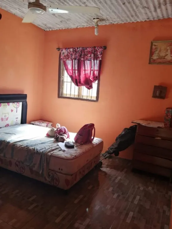 VENDO CASA EN LIMPIO, EXCELENTE UBICACIÓN. E2423. — foto 2