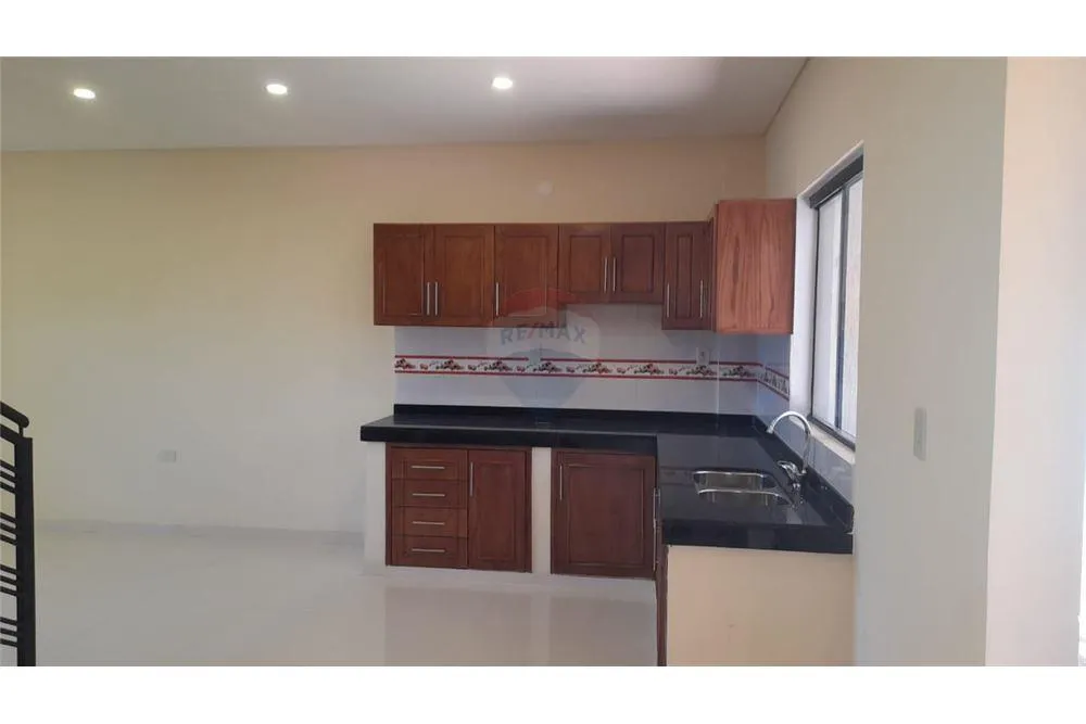 VENDO DUPLEX EN ÉMBY — foto 2