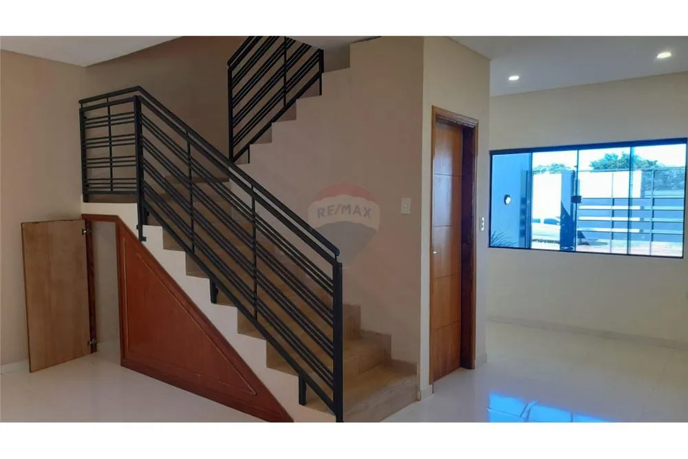 VENDO DUPLEX EN ÉMBY — foto 3