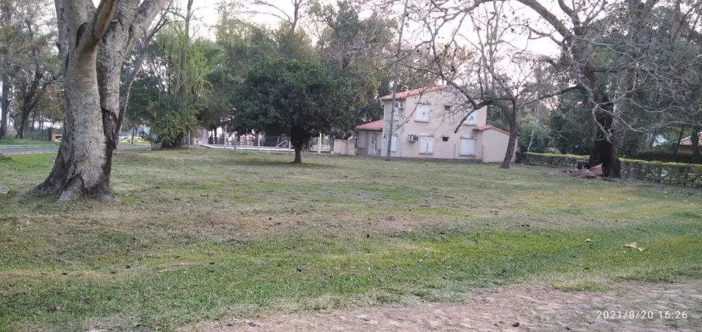 NO DEJES PASAR ESTA OPORTUNIDAD, VENDO TERRENO EN SANBER!! 470 m2 — foto 2