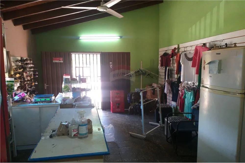 Casa - Venta - Paraguay Central San Lorenzo EN VENTA CASA CON SALON COMERCIAL EN BARCEQUIL — foto 3