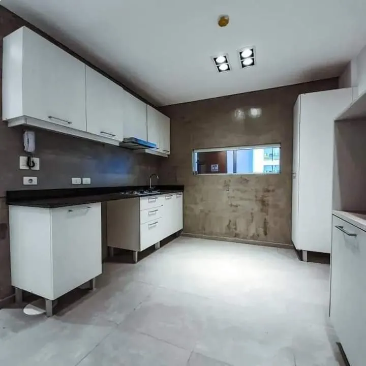 VENDO AMPLIO Y BELLOS DEPTO A ESTRENAR ‼️🤩🏢 Ubicado en Lambare — foto 2