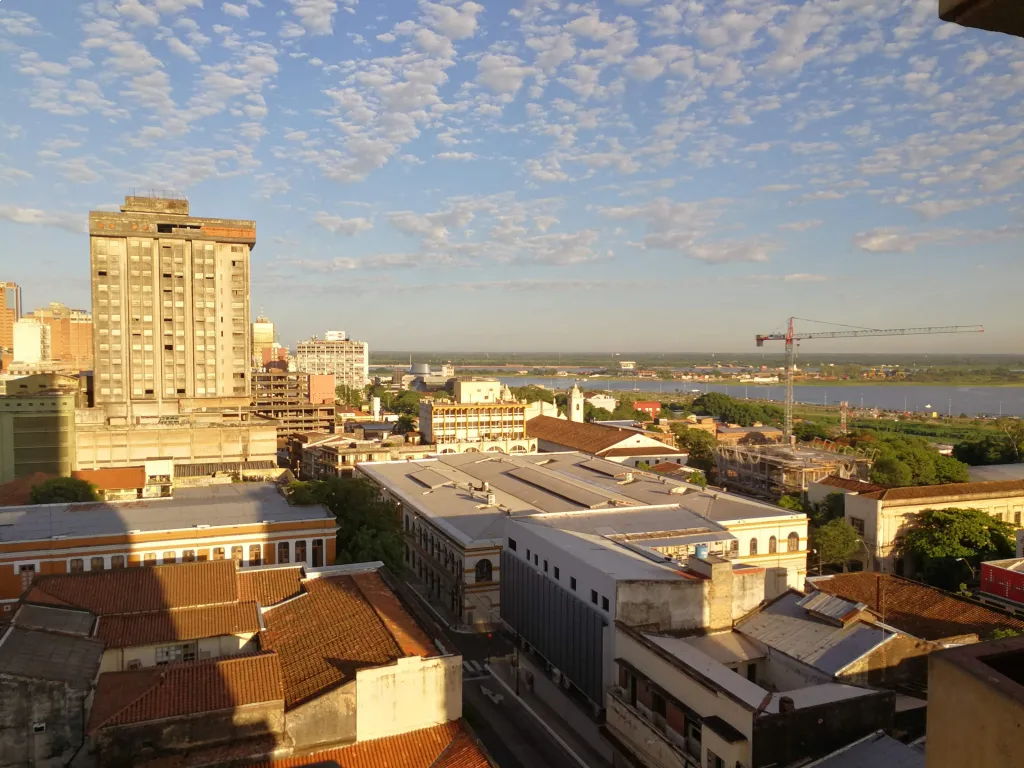vendo dpto. centrico vista a la costanera Asunción — foto 2