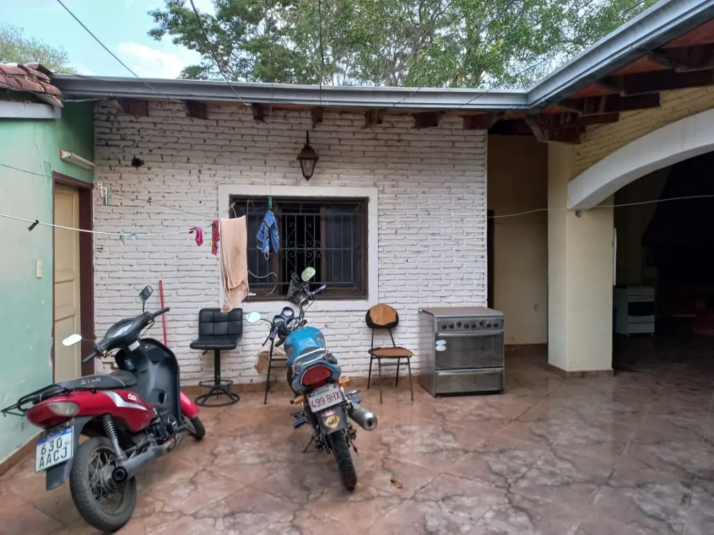 CASA EN BARRIO SAN VICENTE POR MUDANZA — foto 2