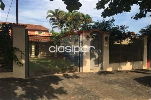 AMPLIA CASA EN ASUNCION BARRIO SAJONIA — foto 2