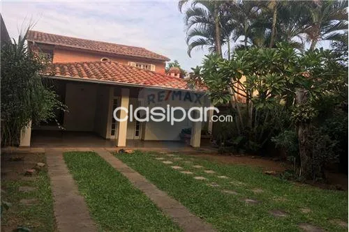 AMPLIA CASA EN ASUNCION BARRIO SAJONIA — foto 3