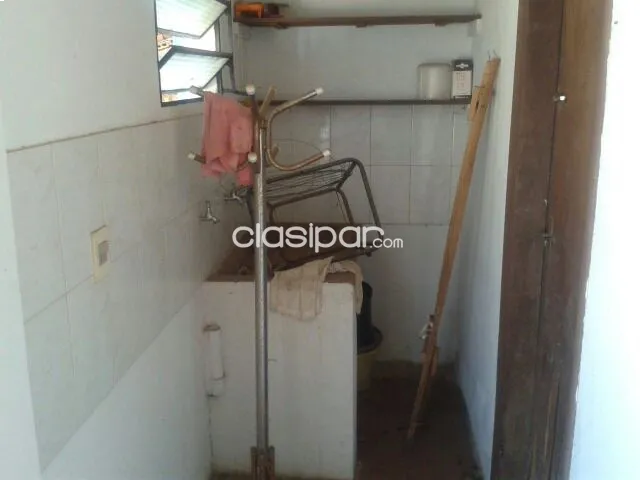 VENDO CHALET ANTIGUO DE UNA PLANTA EN VILLA CERRO CORÁ DE LAMBARÉ — foto 3