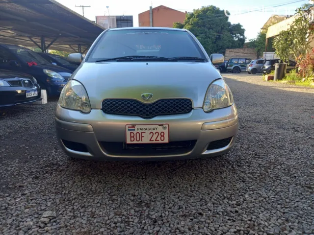 Toyota Vitz 2004 - foto 8