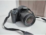 Cámara Canon t5 con lente kit