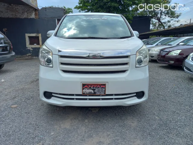 Toyota Noah 2008 — foto 3