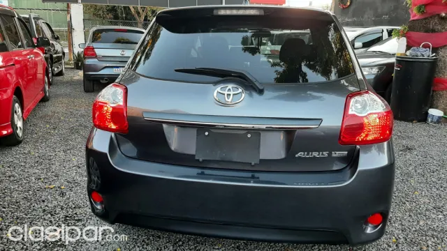 Toyota Auris 2009 — foto 7