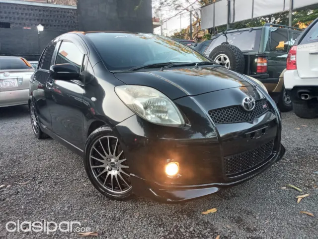 Toyota Vitz 2006 - foto 2