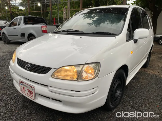 Toyota Spacio 2000 - foto 2