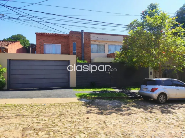 Hermosa casa en Barrio San Cristobal #1953519  en Paraguay