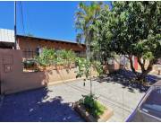 EN VENTA! CASA CON INQUILINATO EN FERNANDO DE LA MORA ZONA SUR