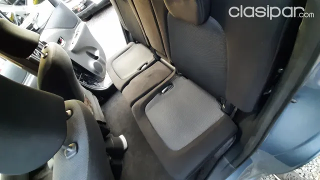 Toyota Ractis 2005 — foto 4