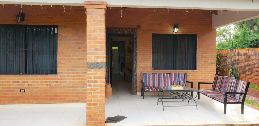 VENDO HERMOSA CASA EN ÑEMBY!! A 4 CUADRAS DE ACCESO SUR Y LA COCA-COLA — foto 3