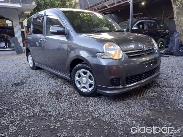 Toyota Sienta 2008 — foto 2