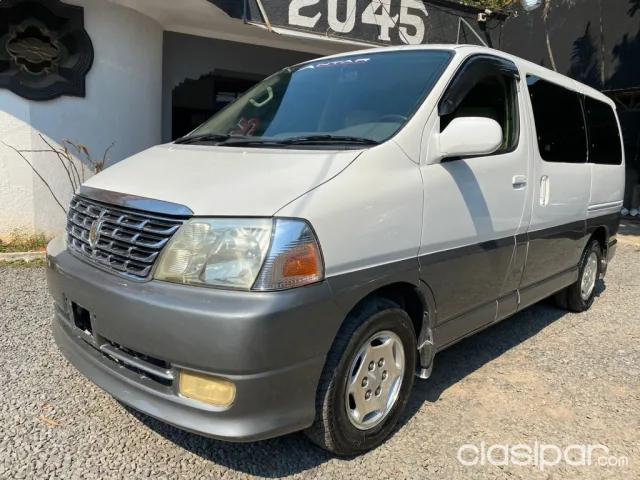 Toyota Hiace 2001 — foto 4