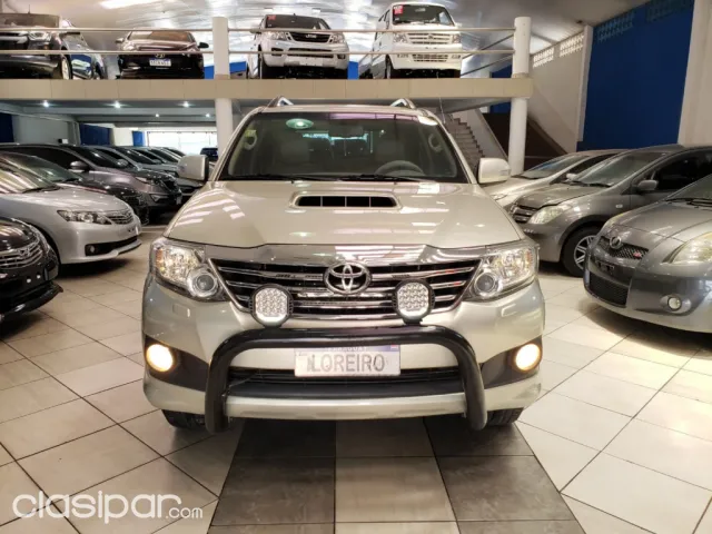 Toyota Fortuner 2012 — foto 3
