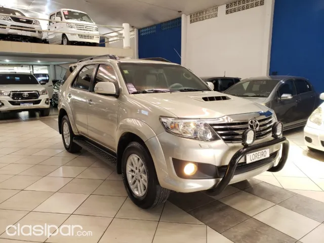 Toyota Fortuner 2012 — foto 4