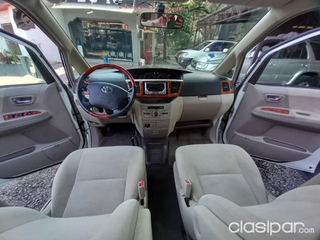 Toyota Noah 2005 — foto 7