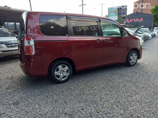 Toyota Noah 2008 — foto 6