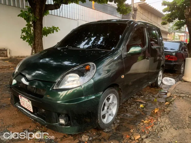 Toyota Funcargo 2001 - foto 2