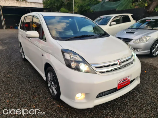 Toyota Isis Rec. Imp. Perla 2010 — foto 3