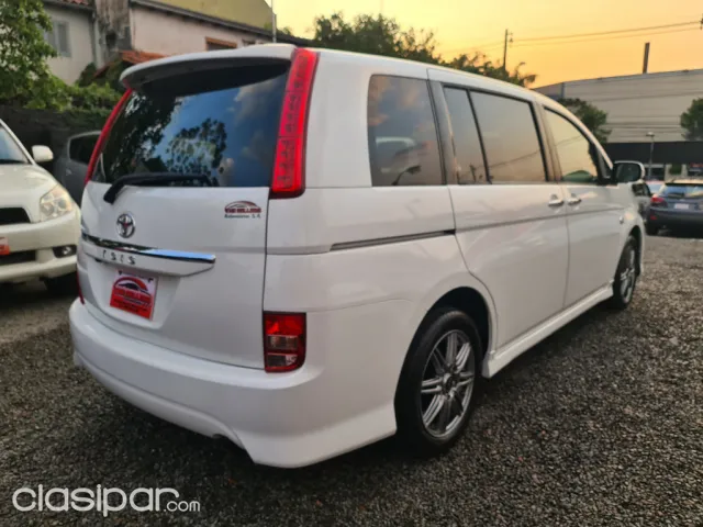 Toyota Isis Rec. Imp. Perla 2010 — foto 5
