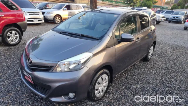 Toyota Vitz 2013 — foto 6