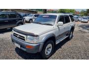 VENDO HERMOSO TOYOTA HILUX SURF AÑO 97 MOTOR 1KZ 3.0 C.C DIÉSEL