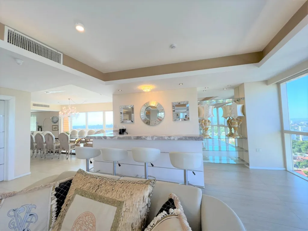 PENTHOUSE DE LUJO CON VISTA PANORÁMICA — foto 3