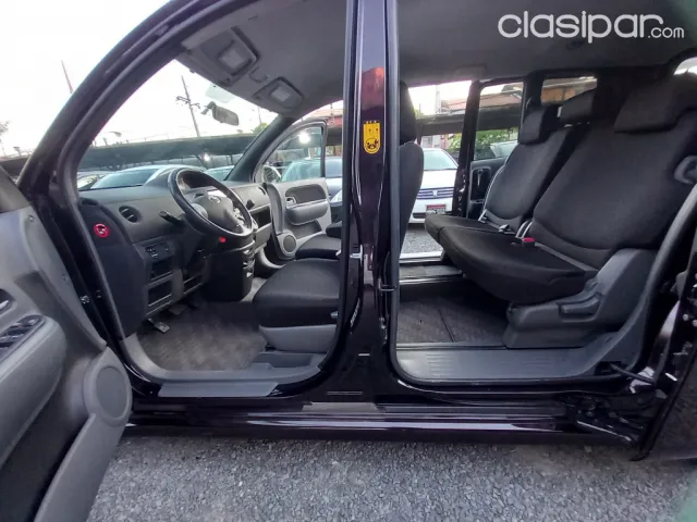 Toyota Sienta 2011 — foto 7
